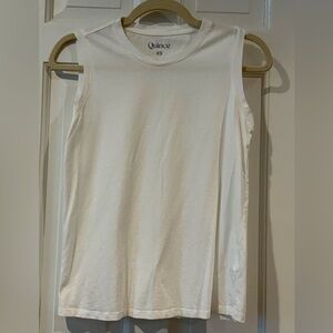 Quince White Crewneck Sleeveless Tank Top